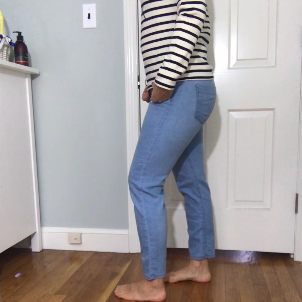 Designer Brand James Skinny Cropped Jeans - Picture 4 of 7